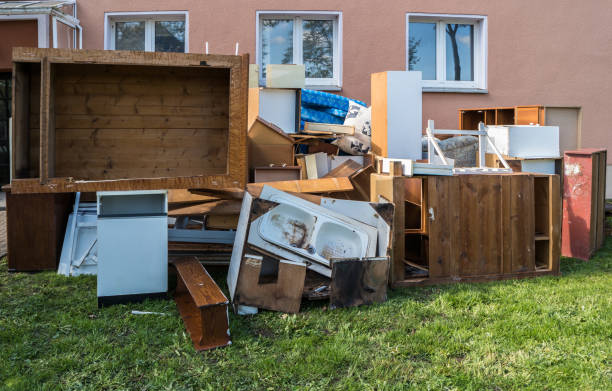 Best Construction Debris Removal  in Amboy, IL